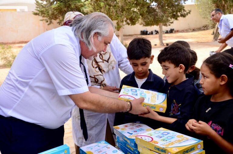 Action solidaire hôtel Iberostar Waves Mehari Djerba : Engagement social exemplaire renouvelé à l’école primaire de Temlel
